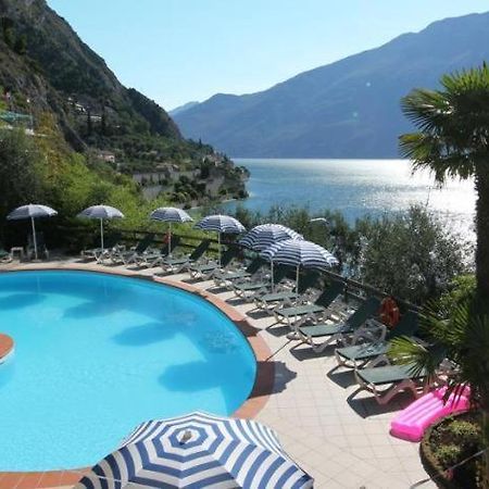 Hotel Augusta Garni Limone sul Garda Zewnętrze zdjęcie