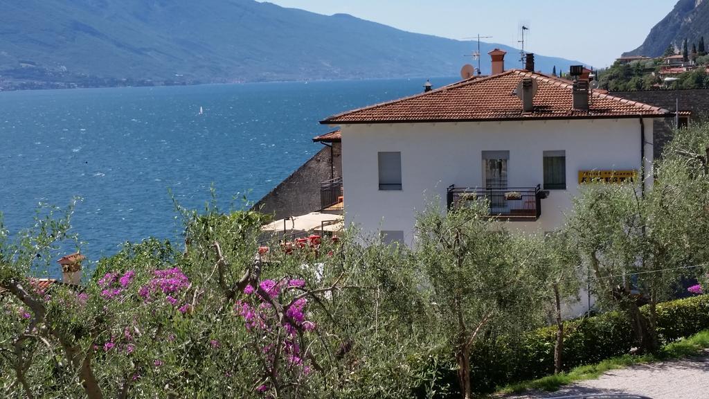 Hotel Augusta Garni Limone sul Garda Zewnętrze zdjęcie