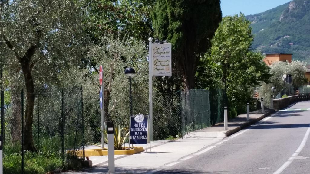 Hotel Augusta Garni Limone sul Garda Zewnętrze zdjęcie