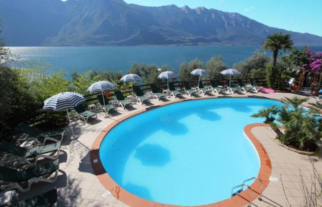 Hotel Augusta Garni Limone sul Garda Zewnętrze zdjęcie