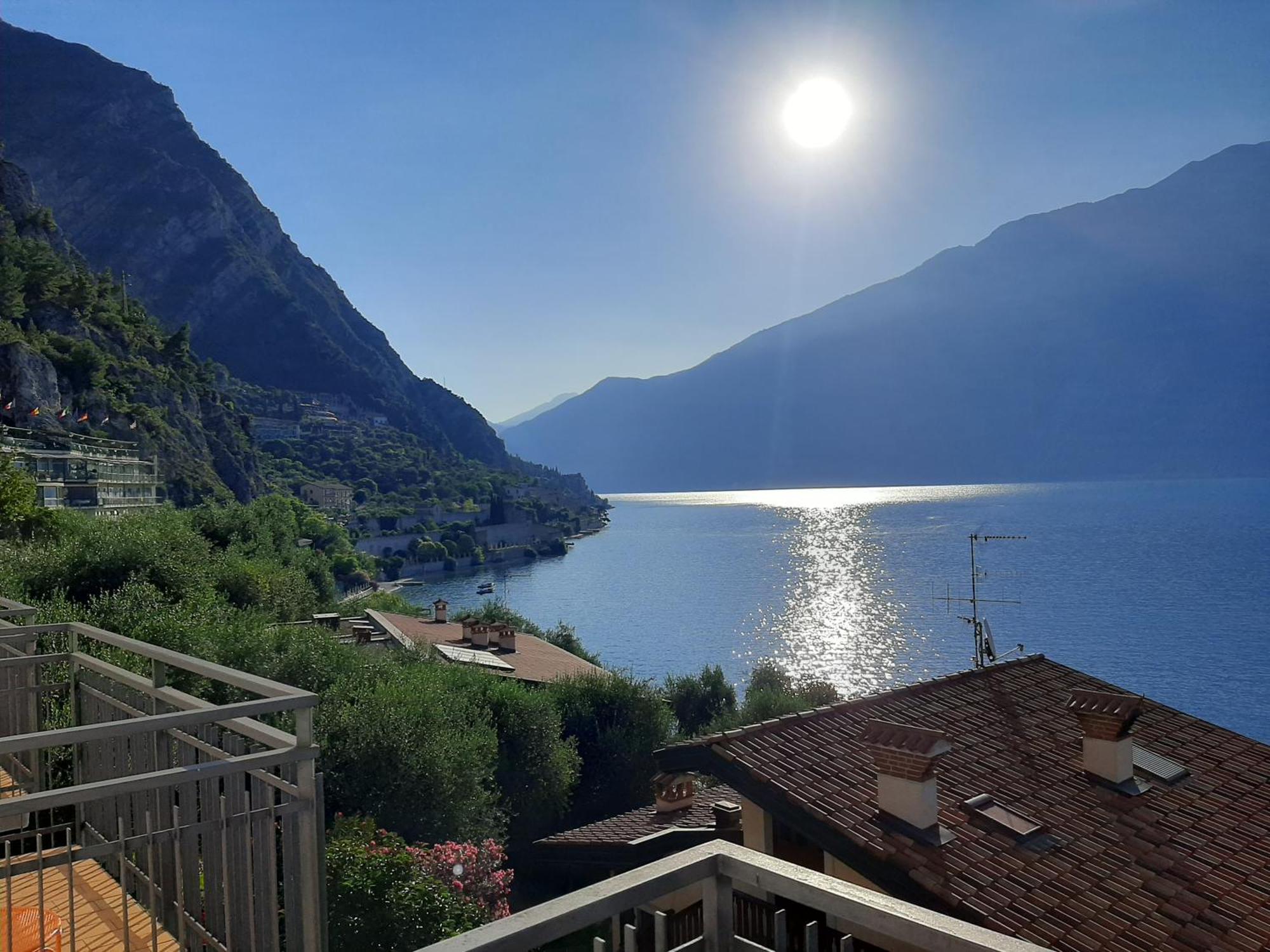Hotel Augusta Garni Limone sul Garda Zewnętrze zdjęcie