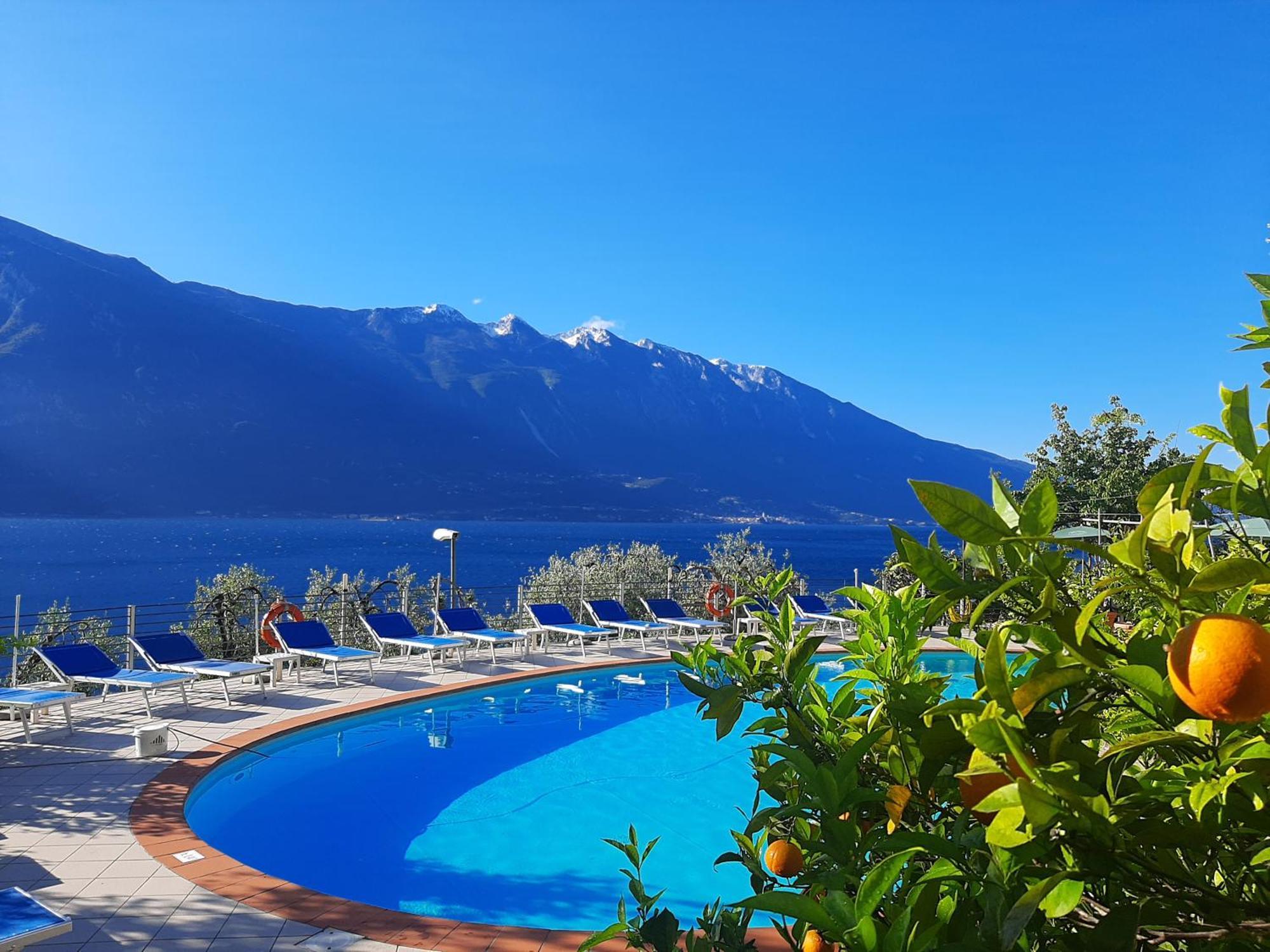 Hotel Augusta Garni Limone sul Garda Zewnętrze zdjęcie