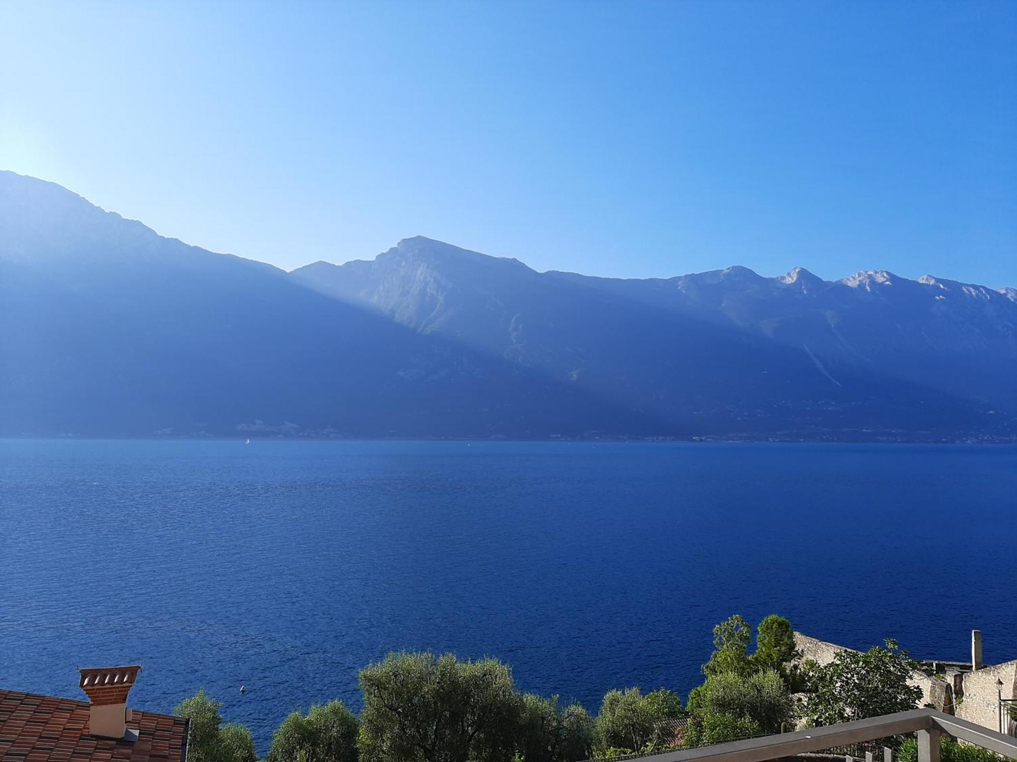 Hotel Augusta Garni Limone sul Garda Zewnętrze zdjęcie
